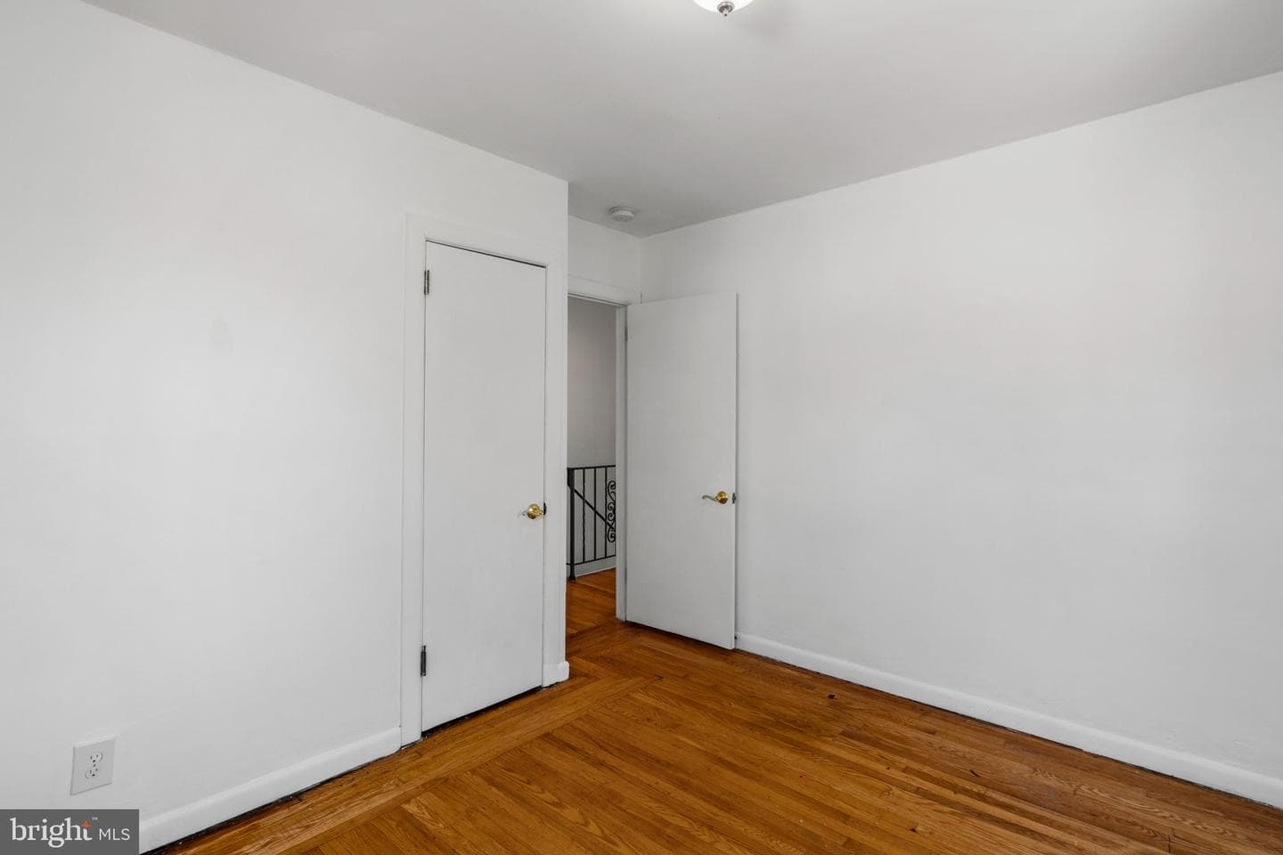 264 Pancoast Avenue photo 25