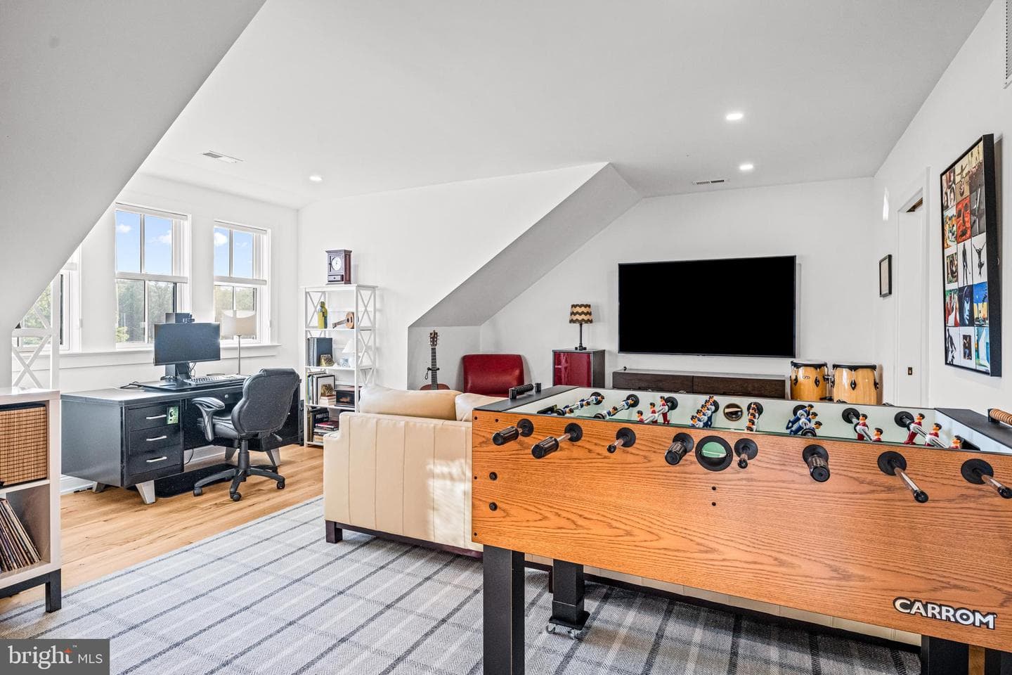 423 Maplewood Avenue photo 49