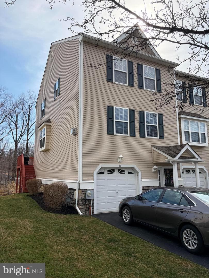 36 Hoag Lane