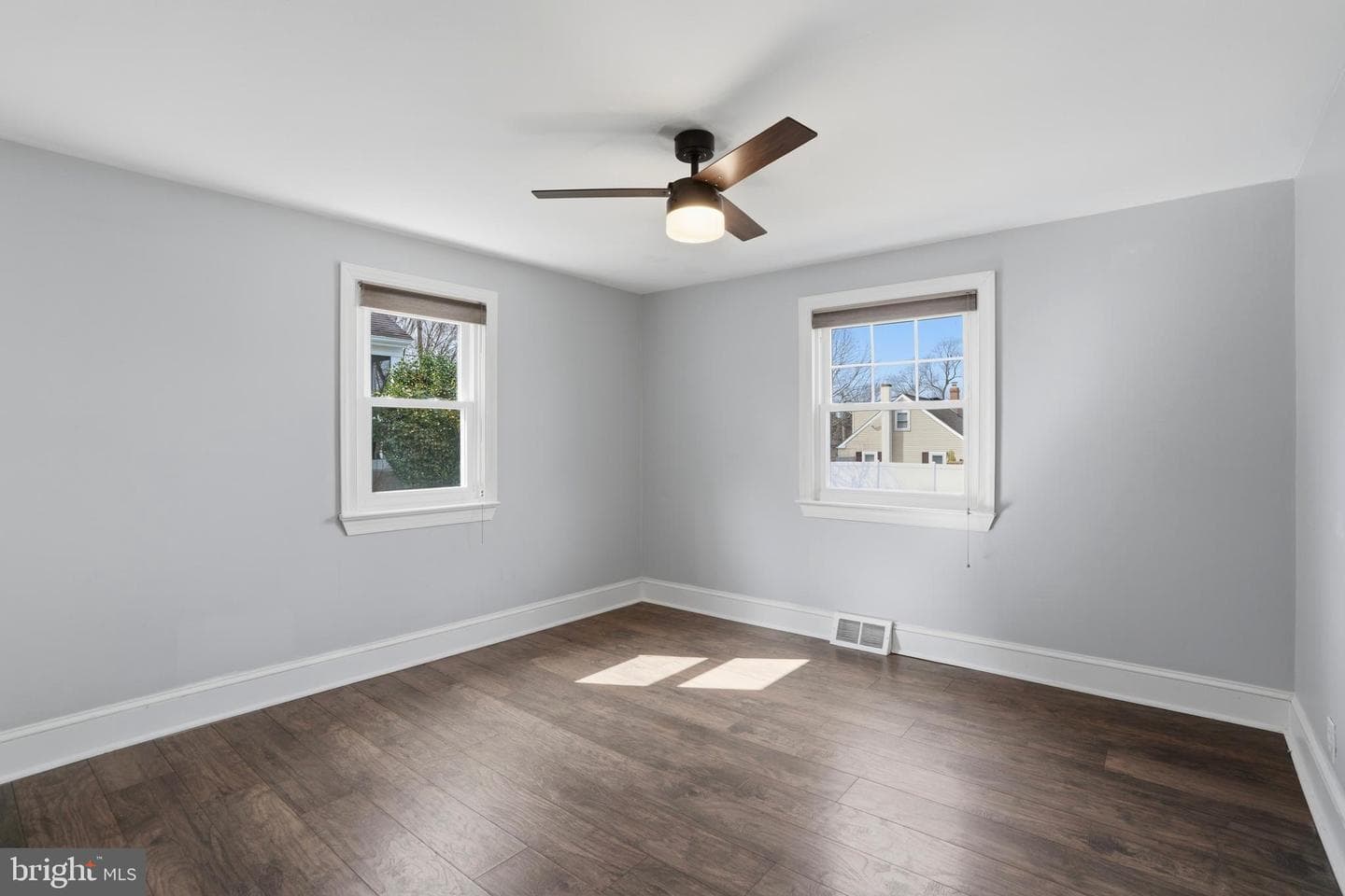 78 Seward Lane photo 11