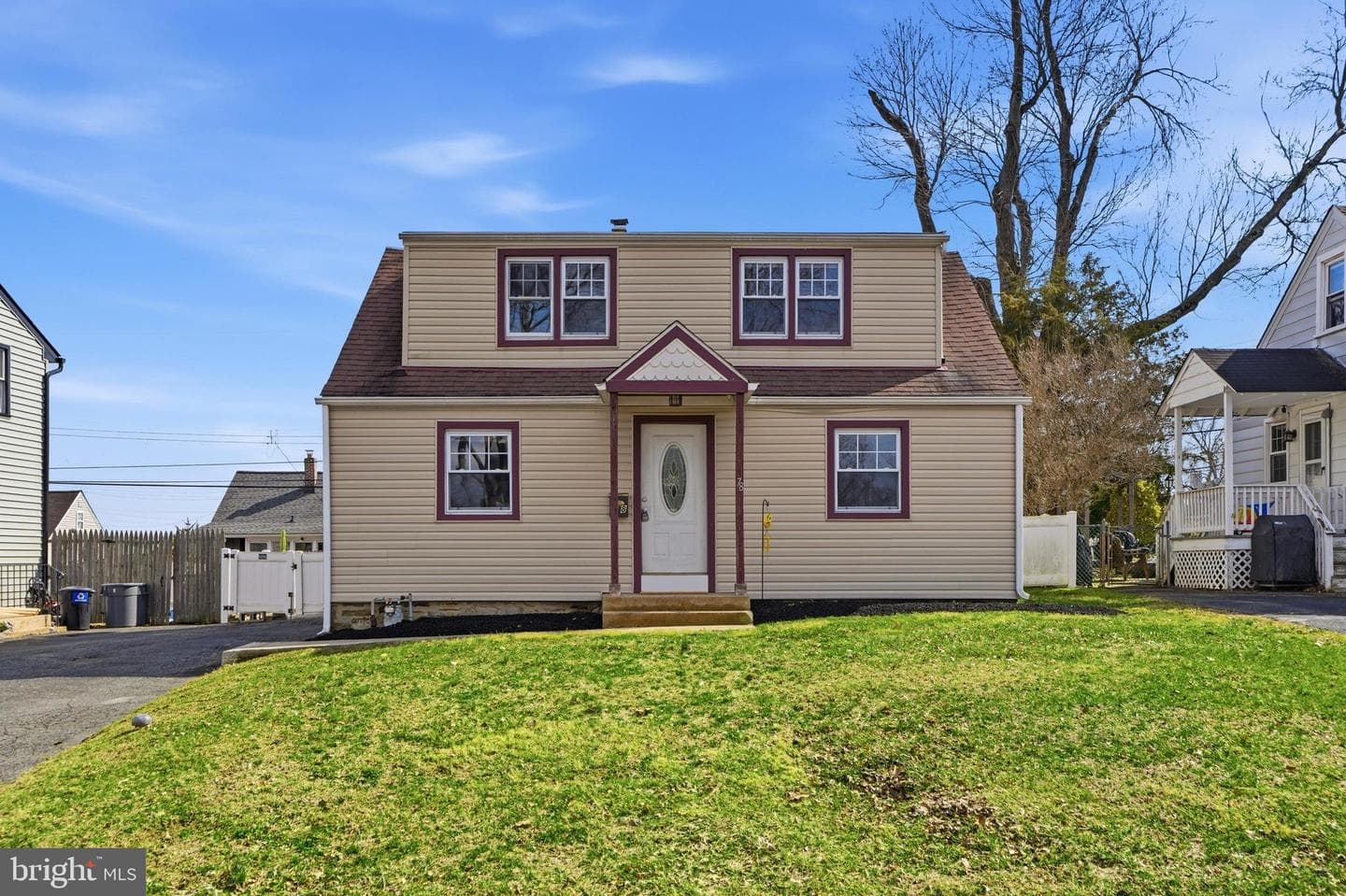 78 Seward Lane photo 2