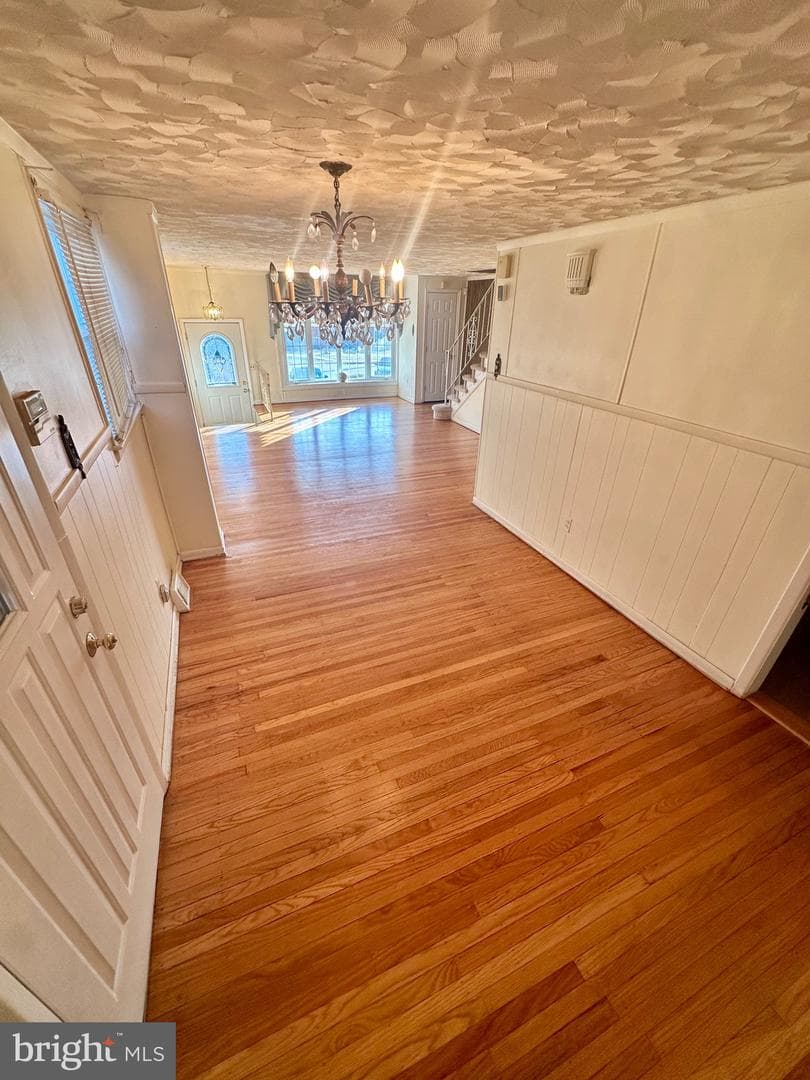 201 Emerald Lane photo 6