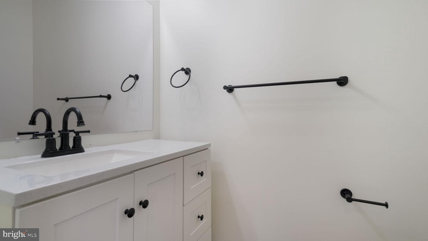 108 Patterson Road photo 29
