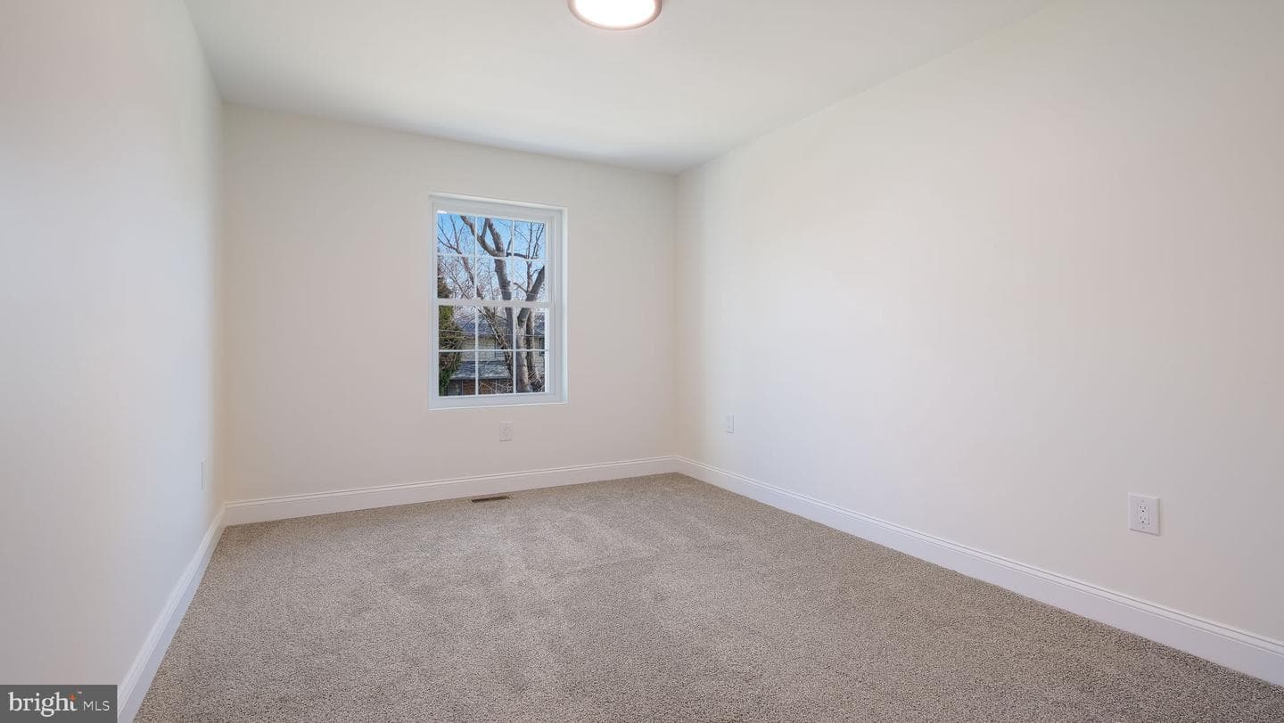 108 Patterson Road photo 39
