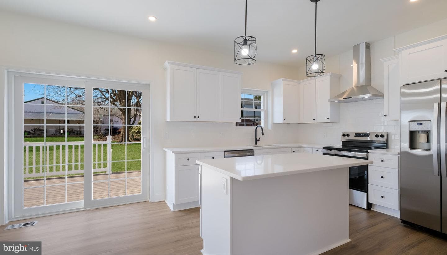 108 Patterson Road photo 5
