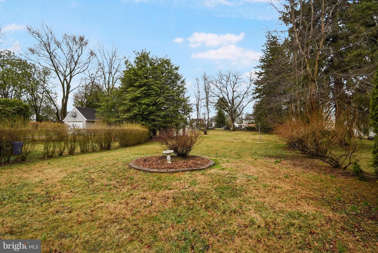 530 Grand Avenue photo 21