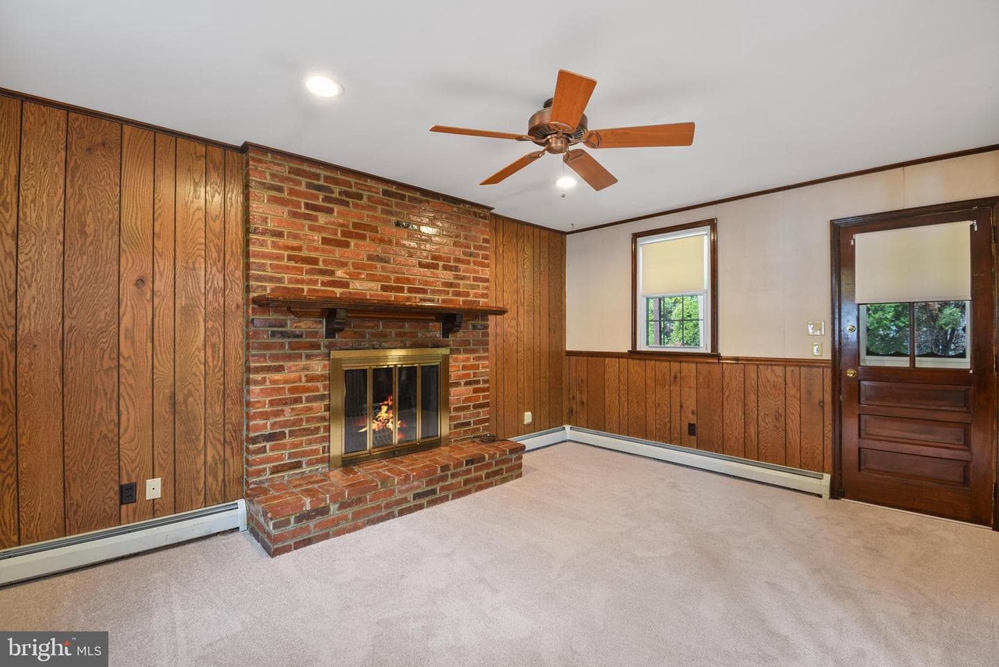 530 Grand Avenue photo 9