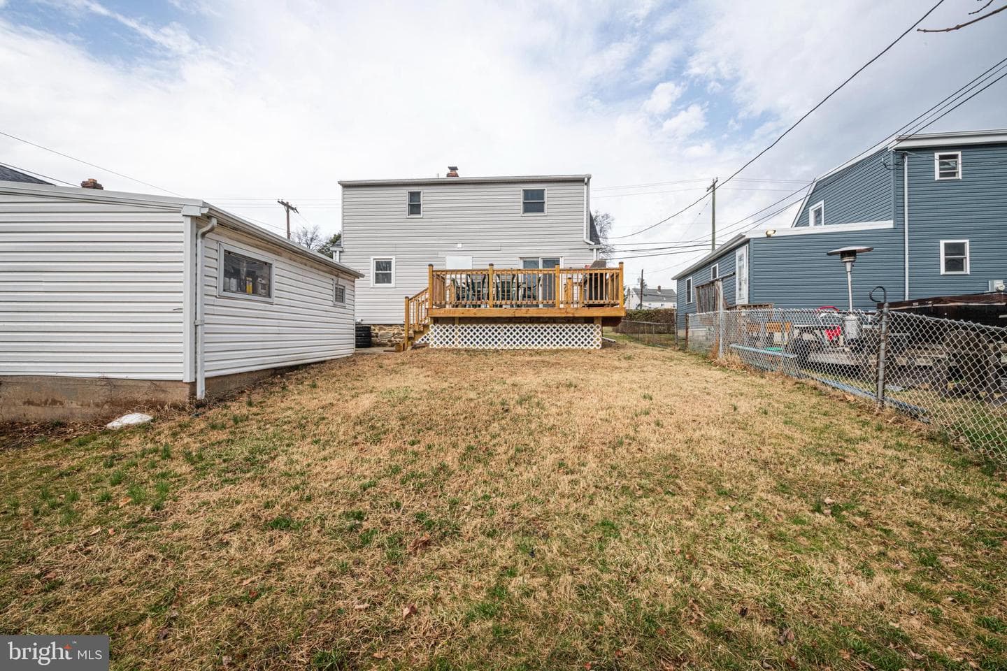 2015 Dutton Mill Road photo 33