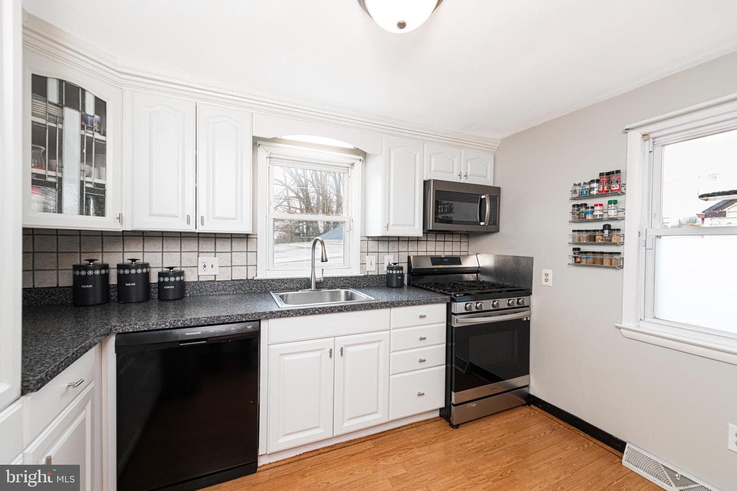 2015 Dutton Mill Road photo 7