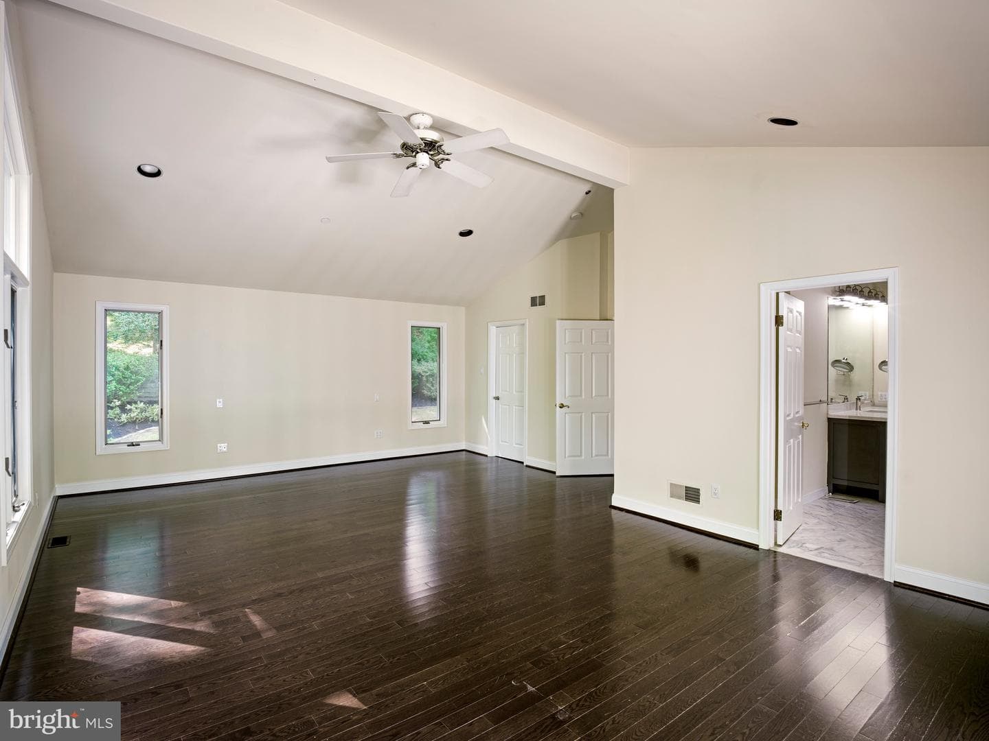 3300 Sawmill Road photo 15