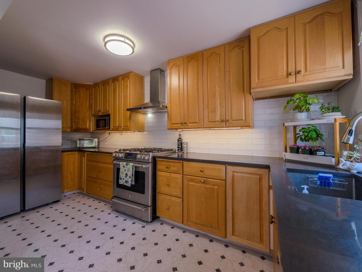 854 Gainsboro Road photo 13