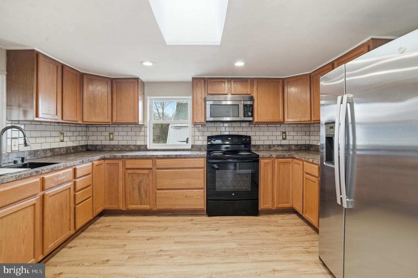 2502 Williams Ave photo 15