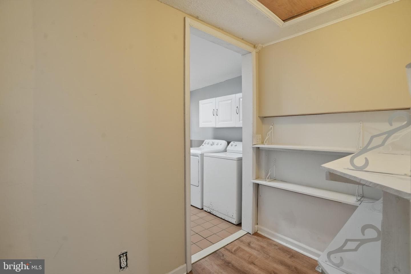 2502 Williams Ave photo 22