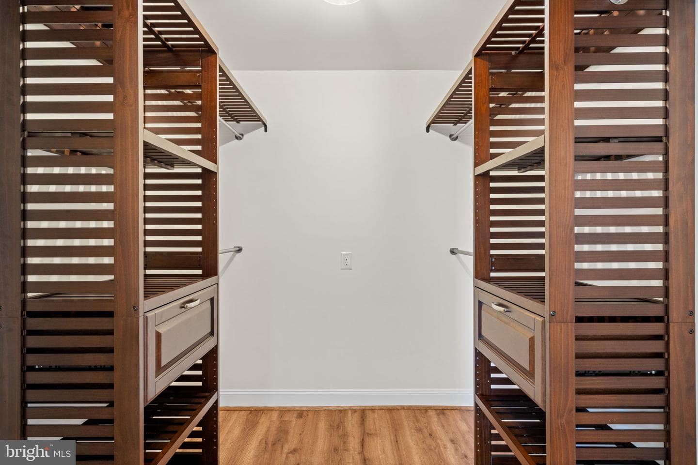 1439 Dorchester Road photo 34