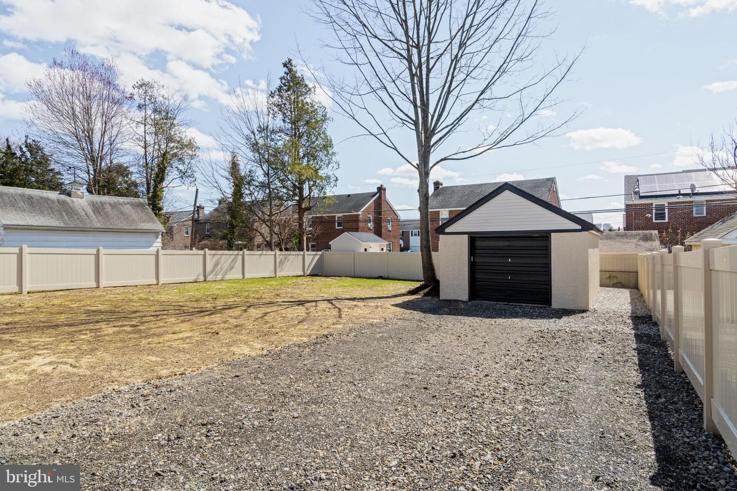 1439 Dorchester Road photo 59