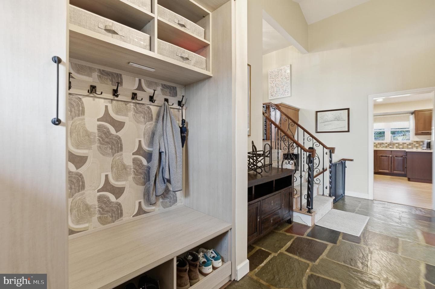 114 Myrtle Avenue photo 4