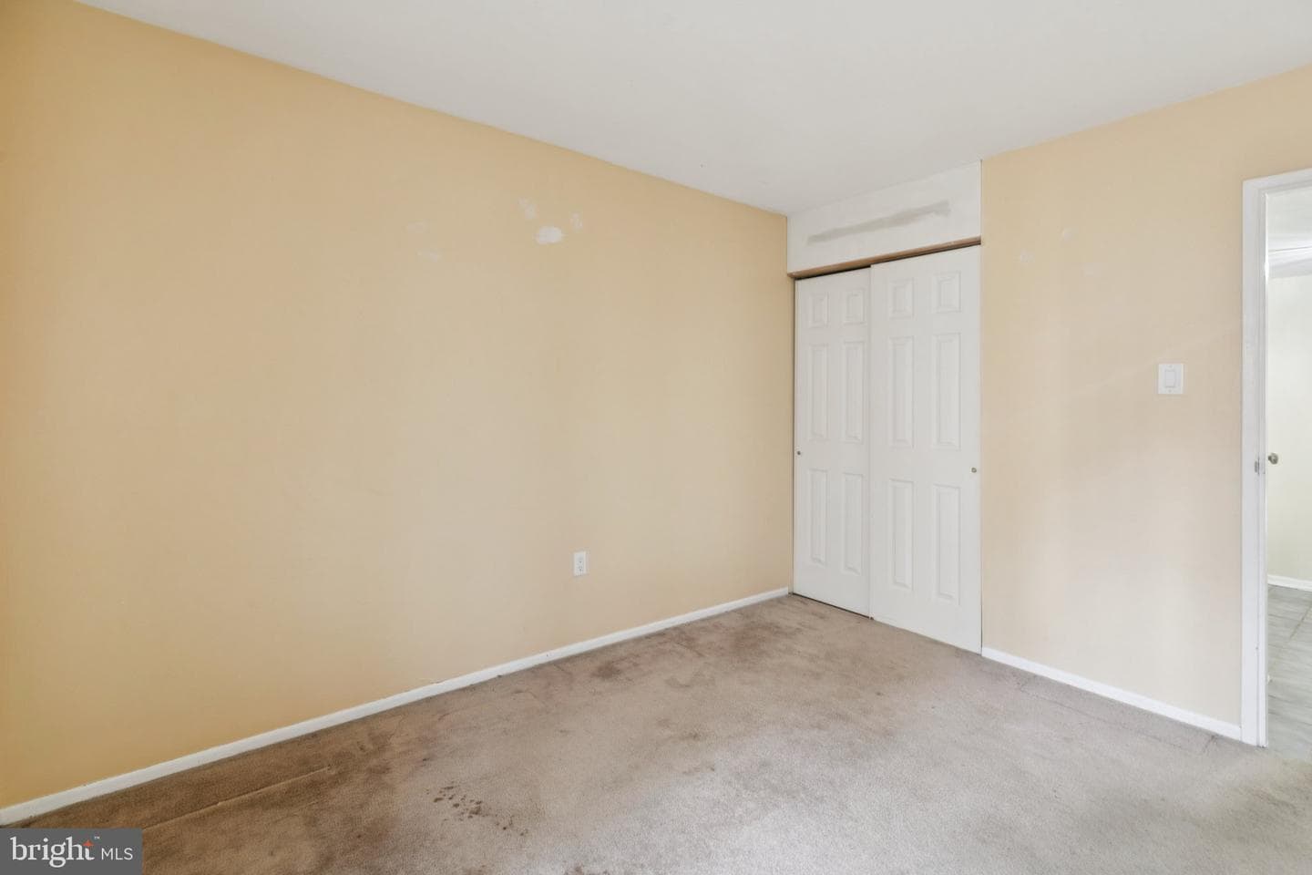 207 Painters Crossing photo 18