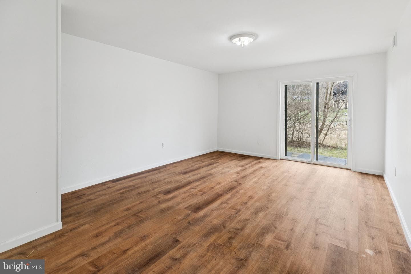 207 Painters Crossing photo 25