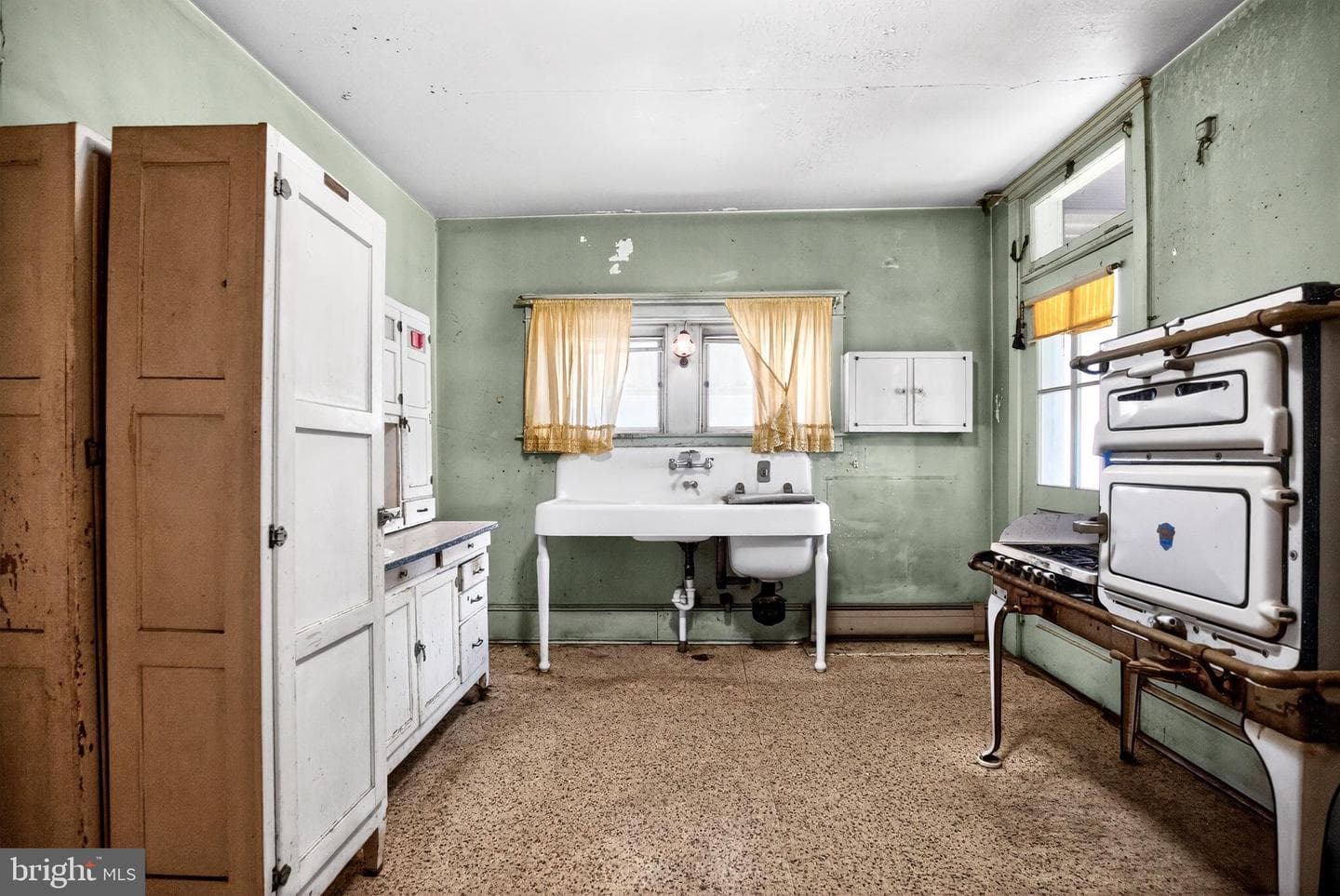 1012 Washington Avenue photo 8