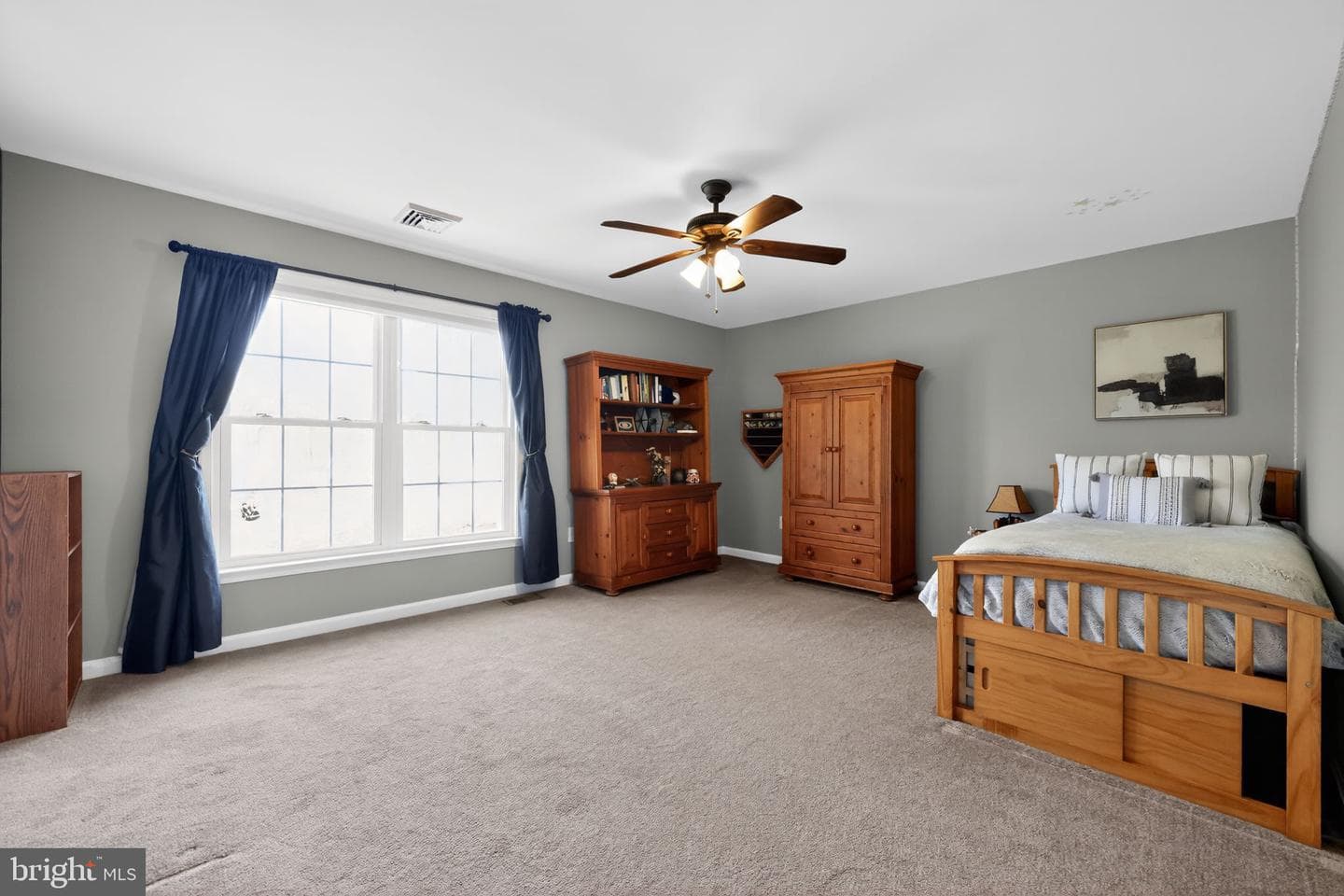 3 Strathmore Court photo 28