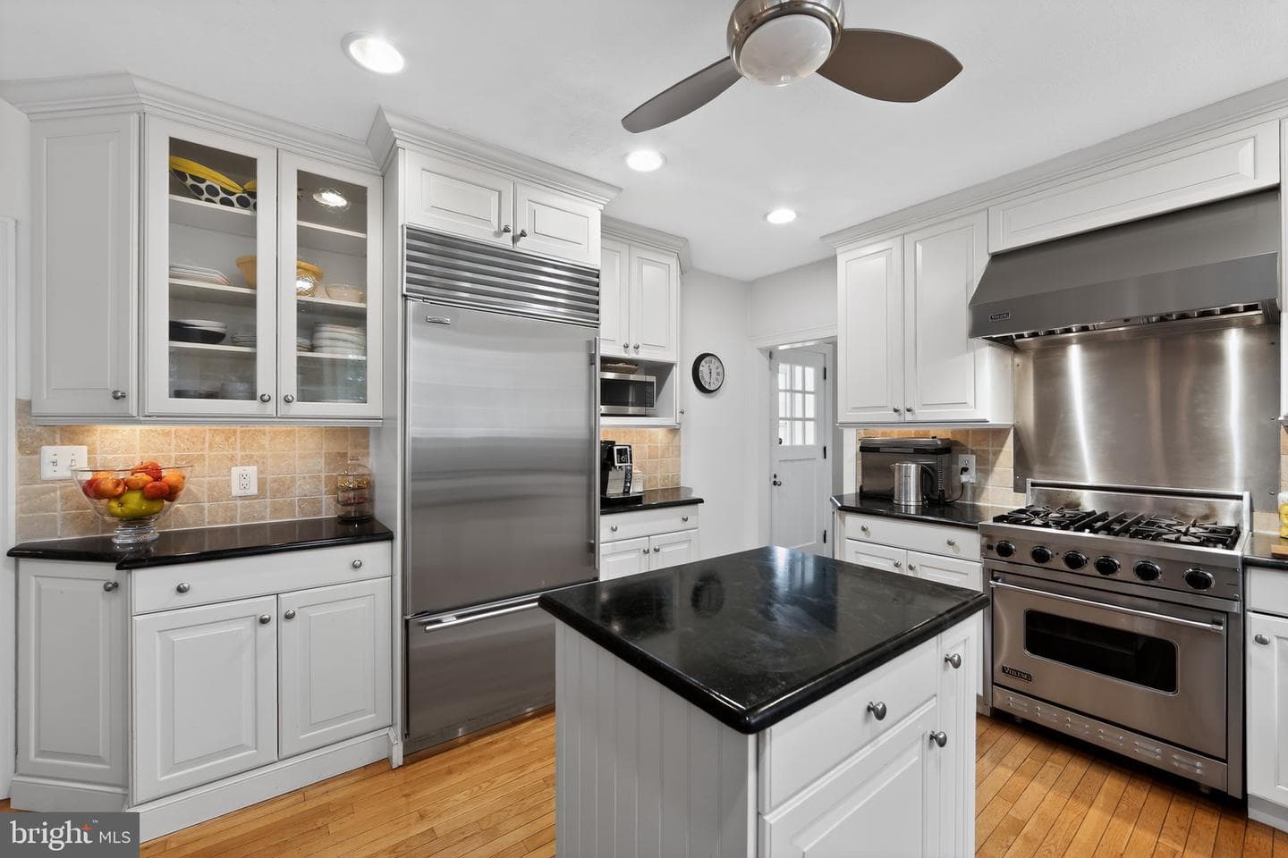 306 Windsor Avenue photo 13