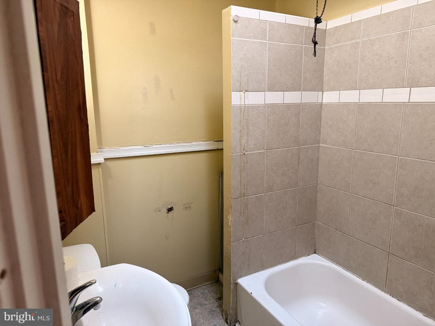 914 Marshall photo 14