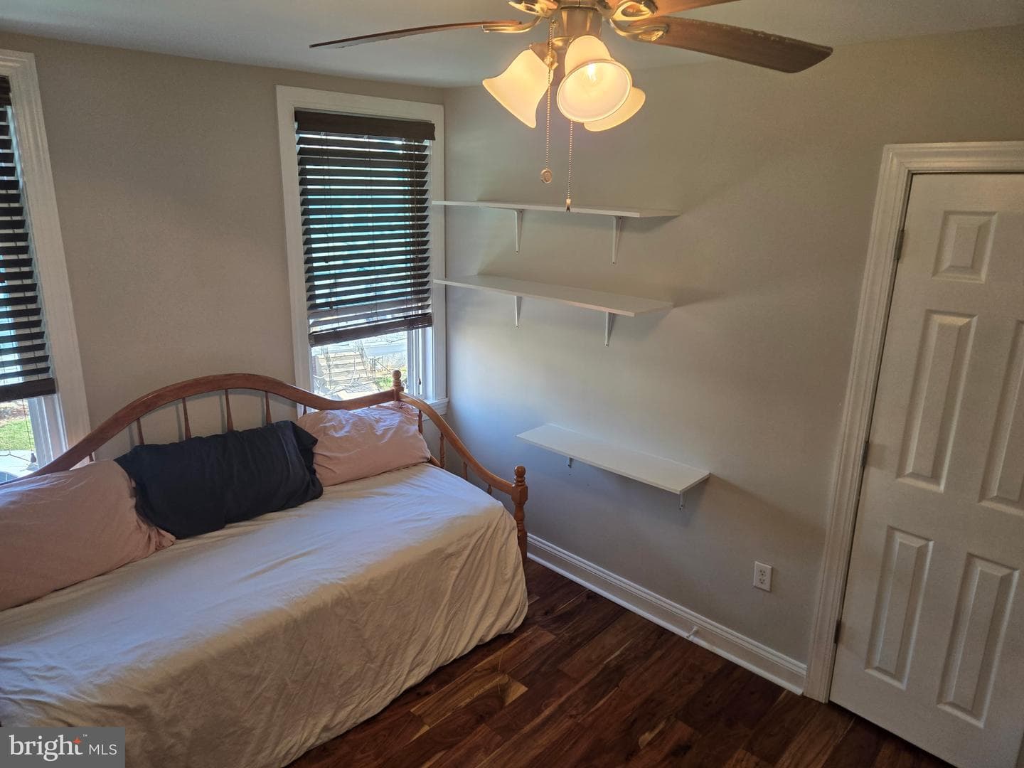 269 Hirst Avenue photo 24