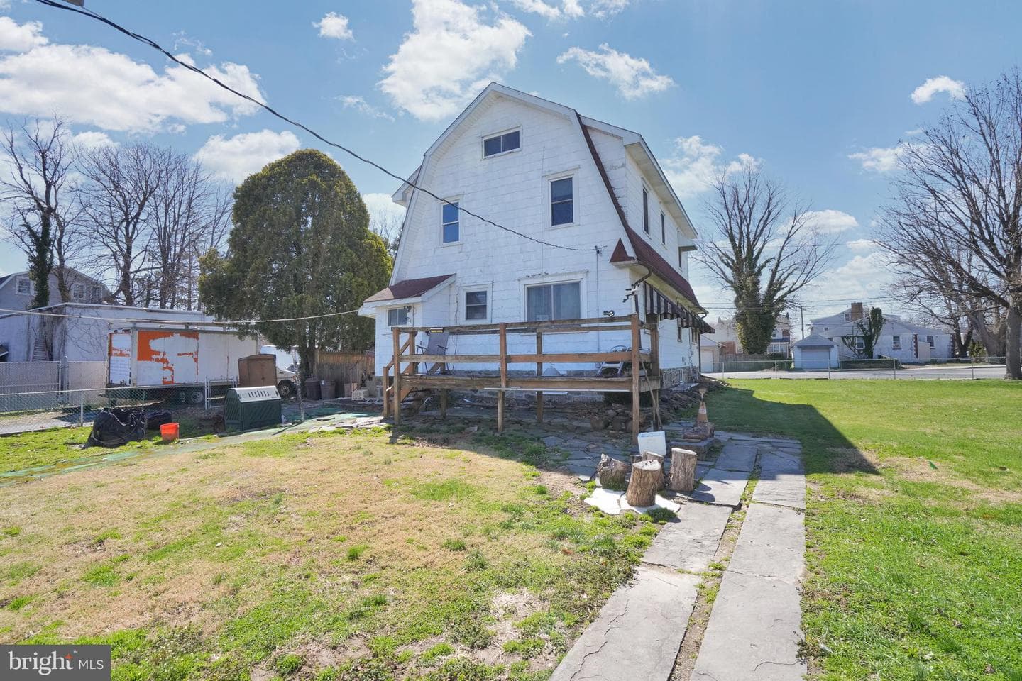 205 Primos Avenue photo 23
