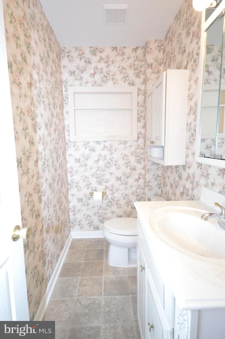 417 Tasker Street photo 17