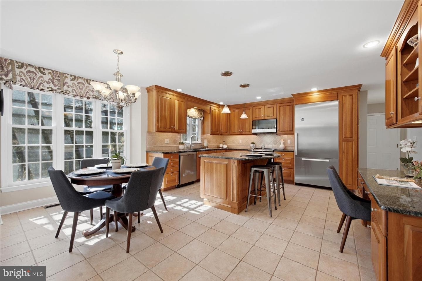 50 Allyssa Drive photo 9