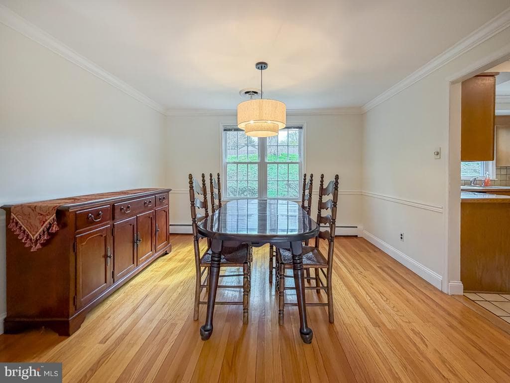 221 Foxcroft Road photo 12