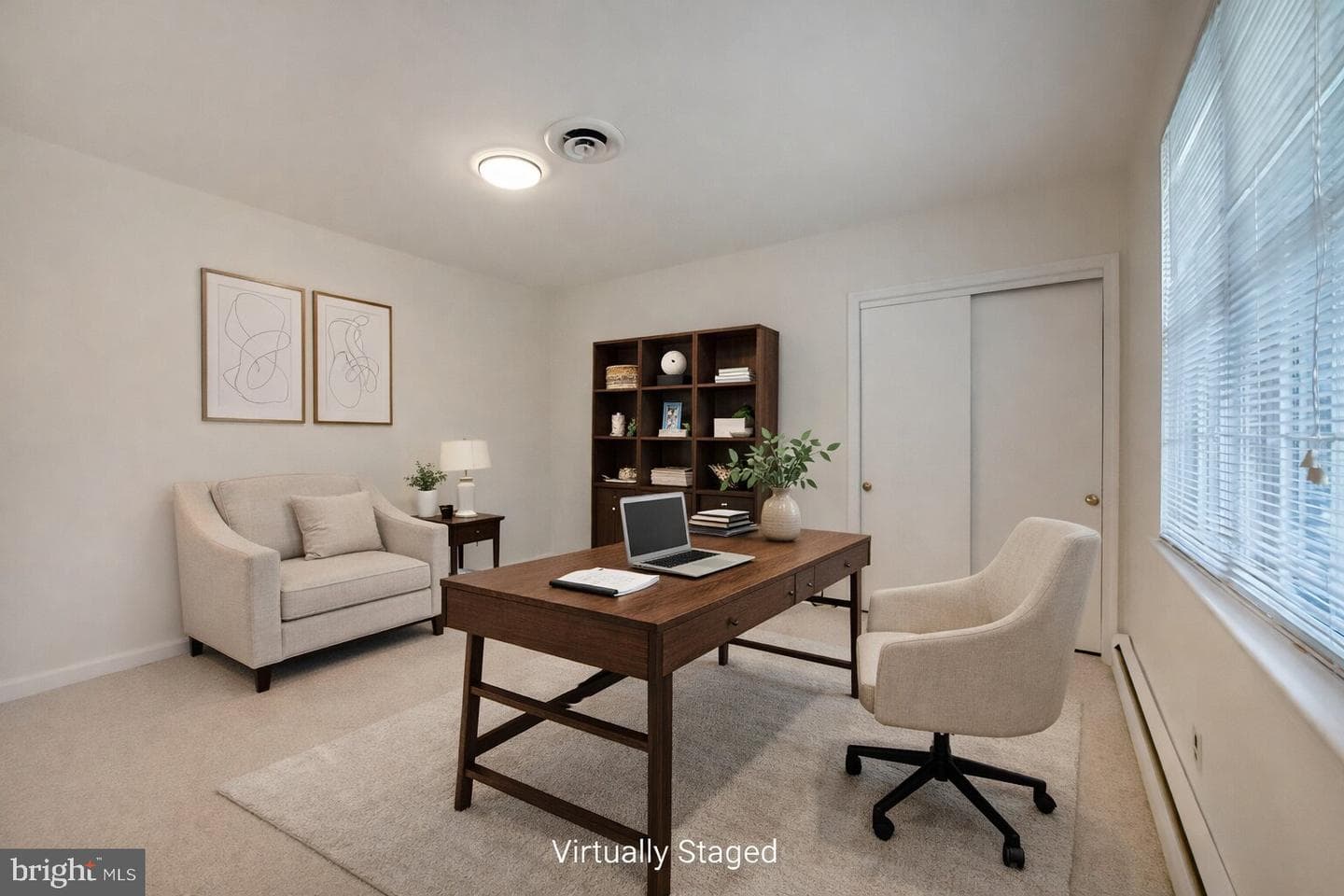 221 Foxcroft Road photo 20