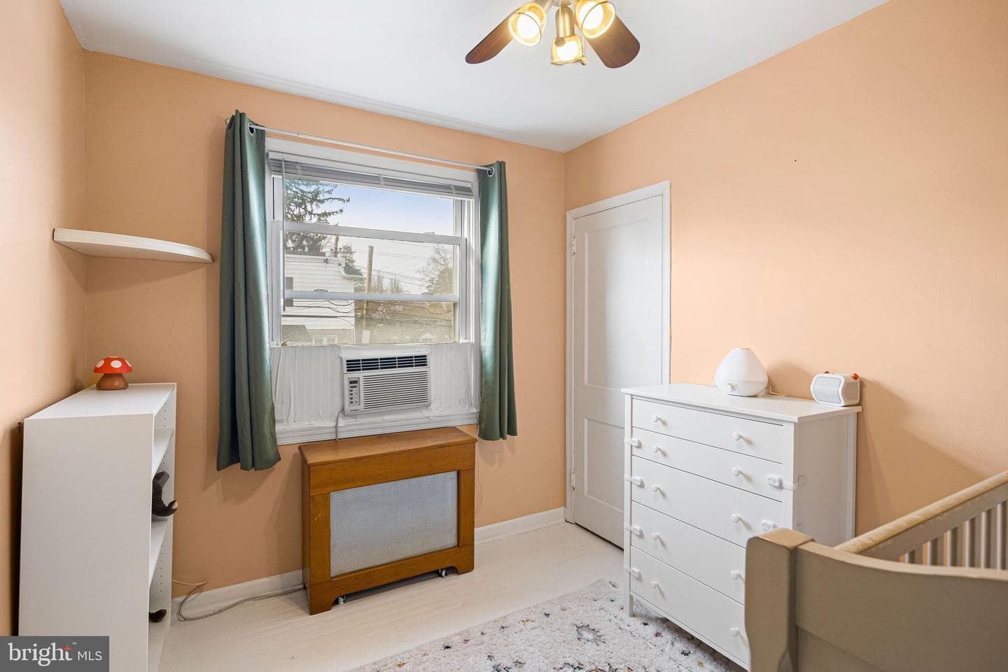 221 W Albemarle Avenue photo 16