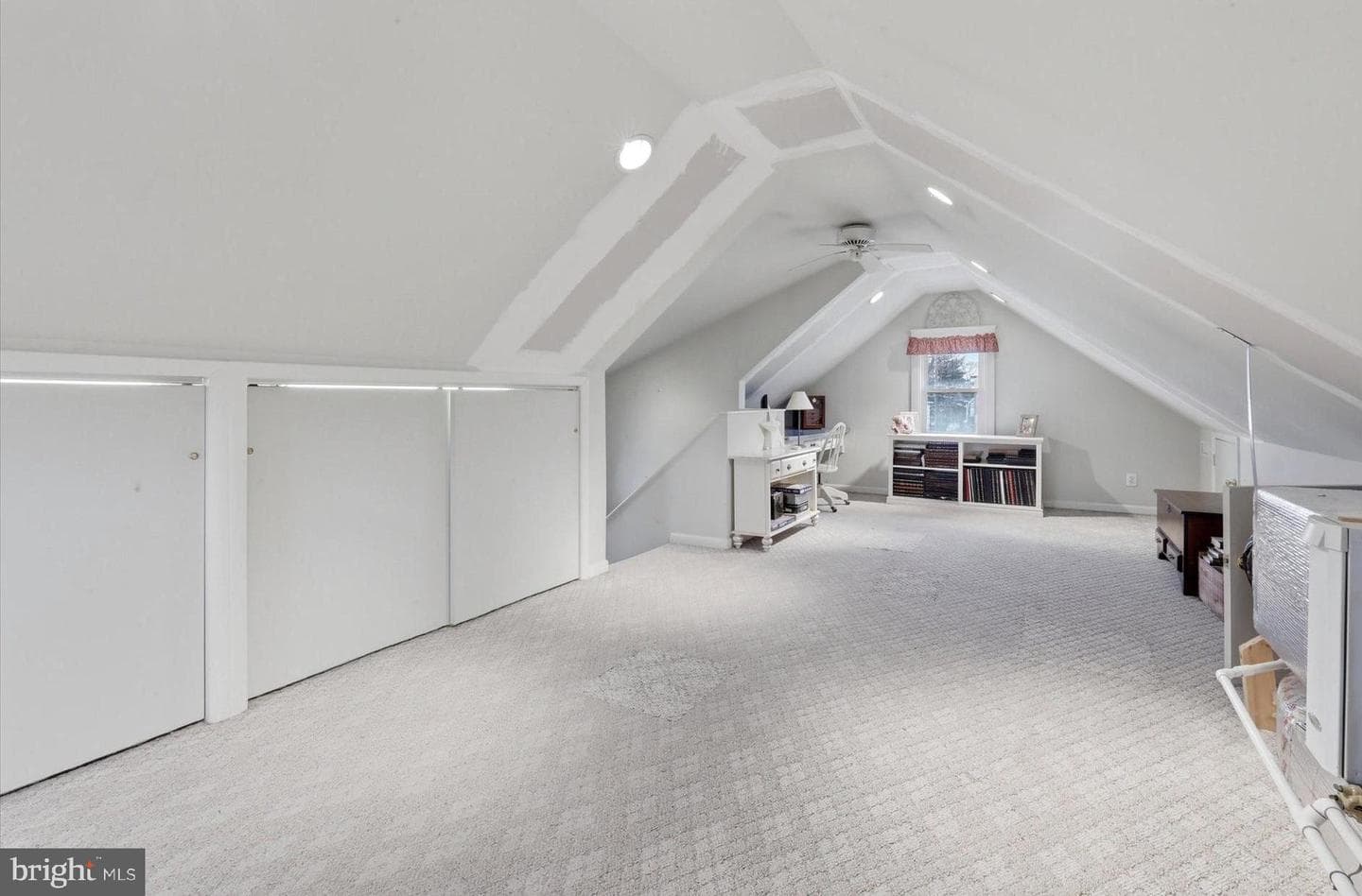 148 Sycamore Road photo 21