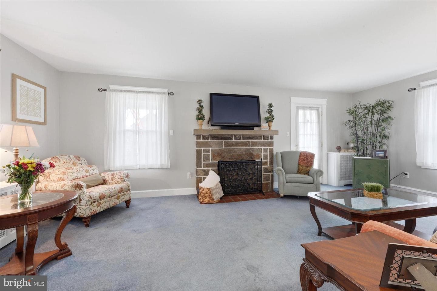 148 Sycamore Road photo 7