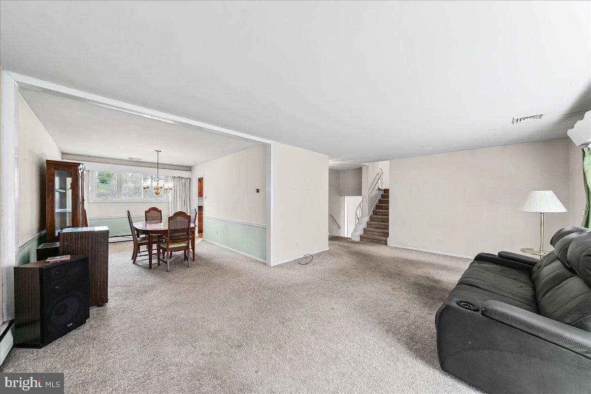 106 Lindbergh Avenue photo 11