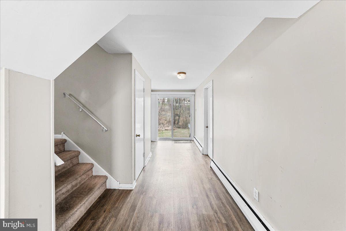 106 Lindbergh Avenue photo 5