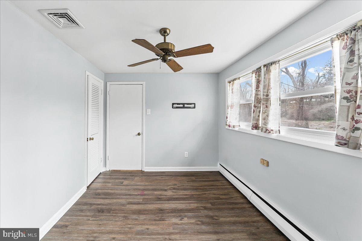 106 Lindbergh Avenue photo 8