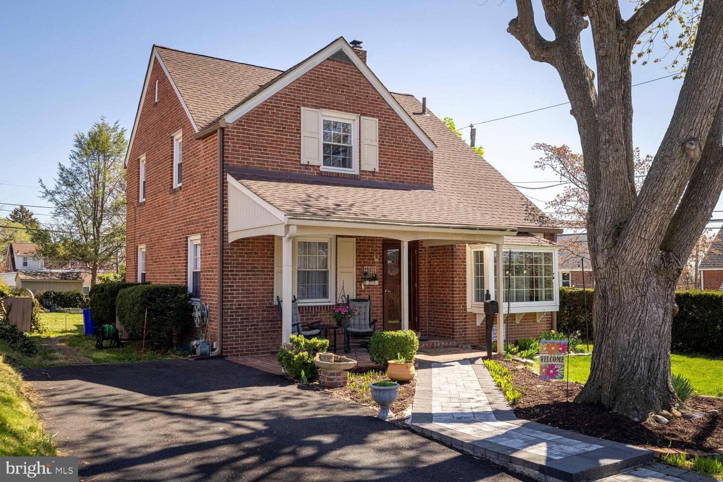 315 Edgemore Road photo 2