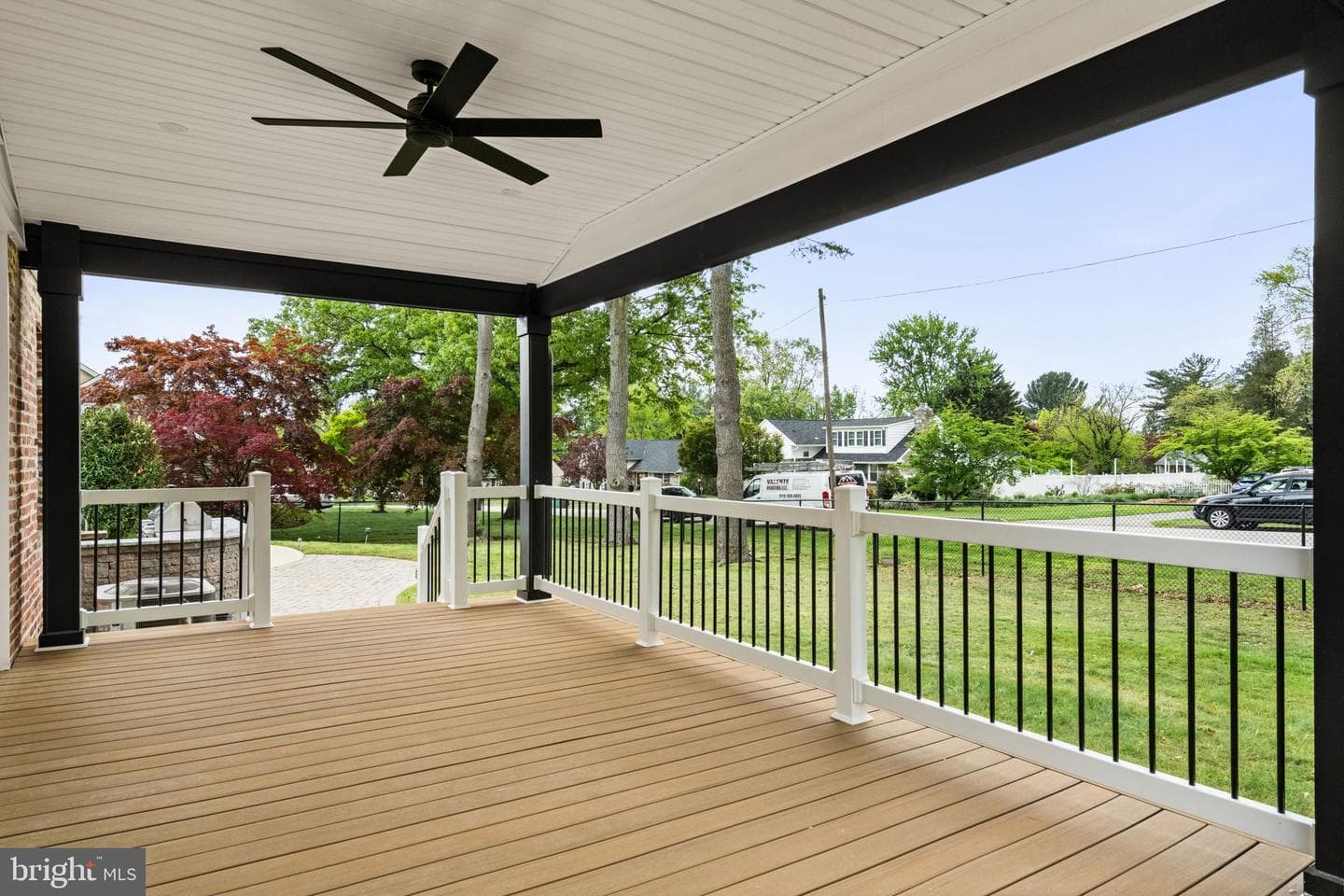 33 W Ardmore Avenue photo 54
