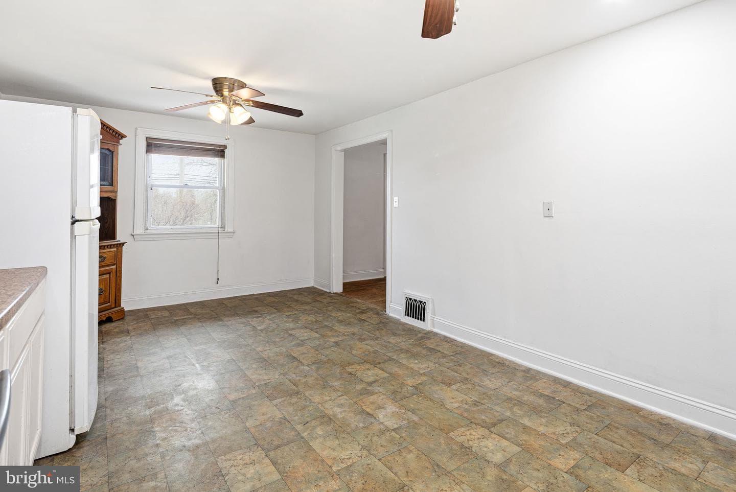 522 Amosland Road photo 10