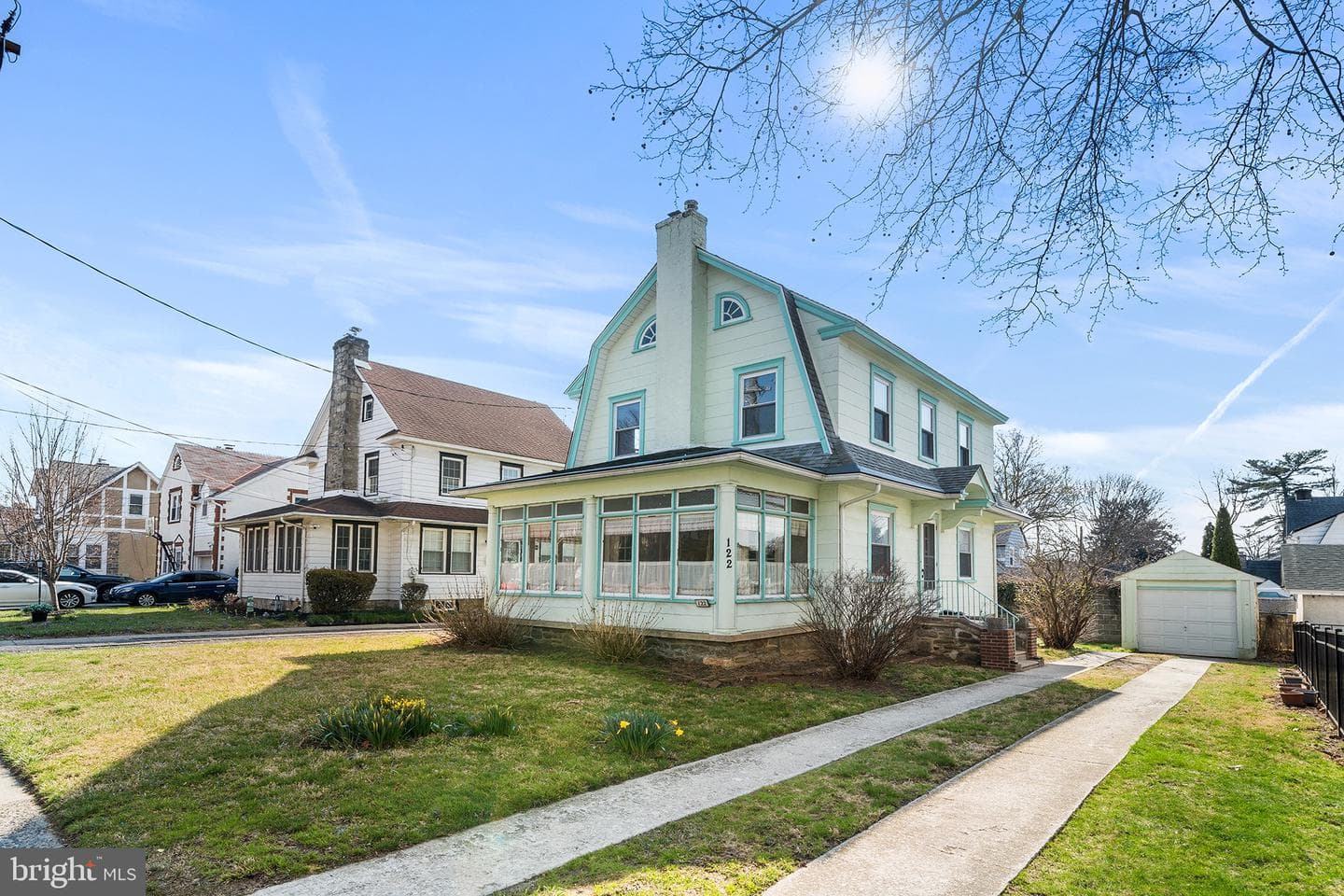 122 E Plumstead Avenue photo 1