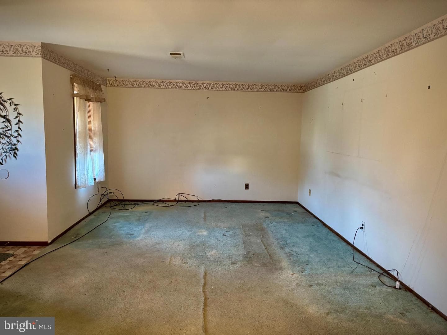 401 Marsden Avenue photo 5