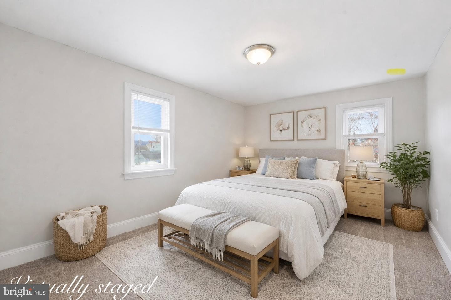 1042 Randall Avenue photo 6