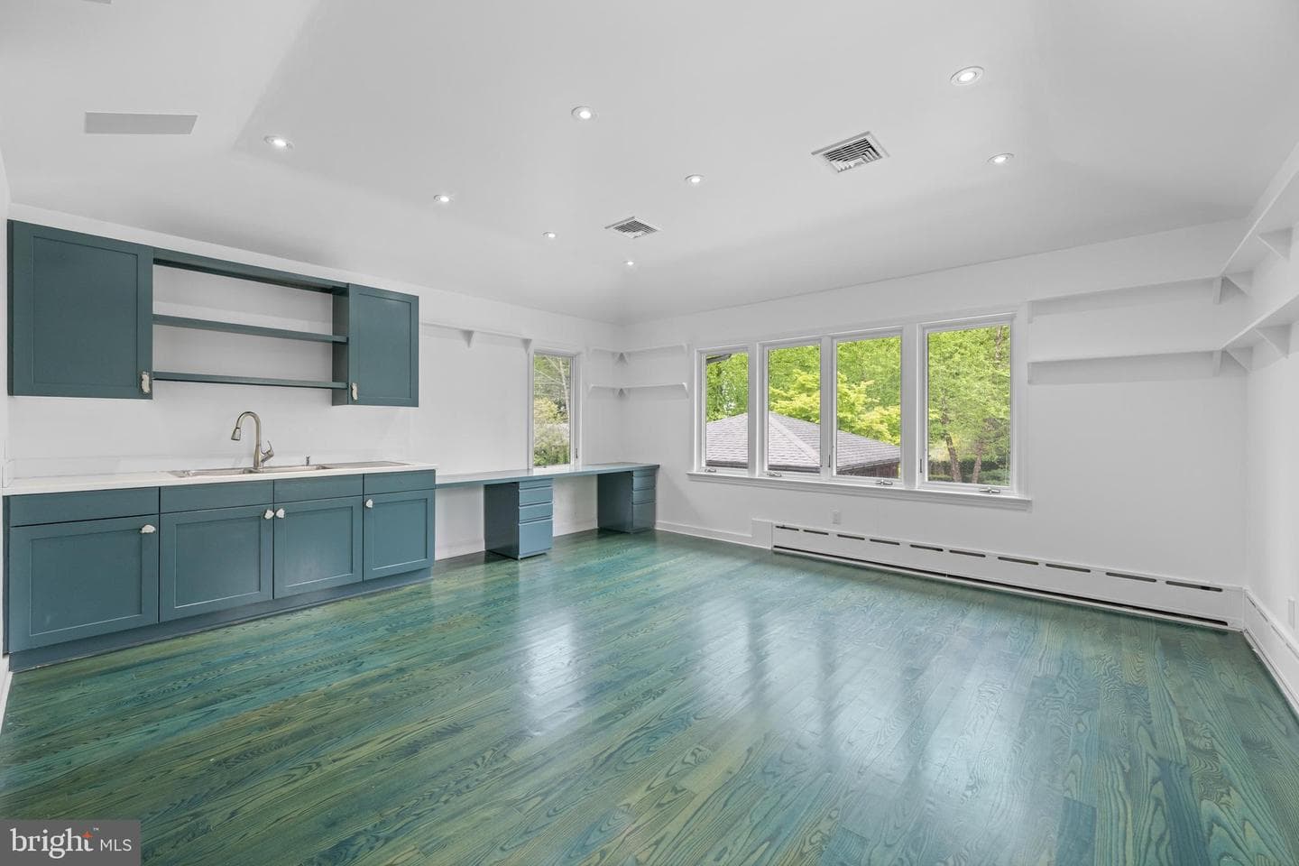 850 Lesley Road photo 31