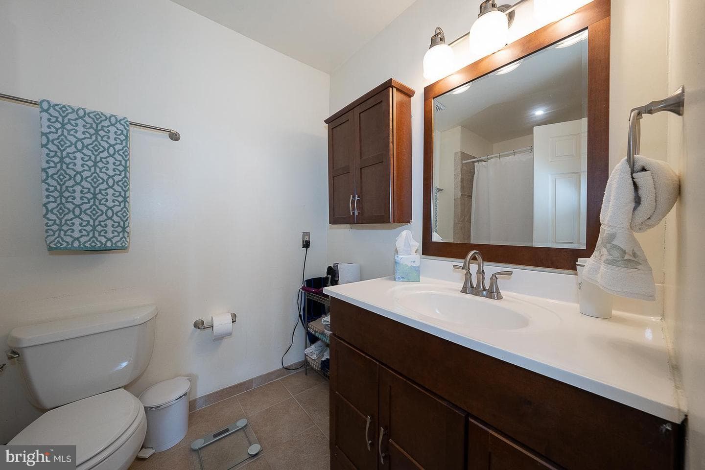 182 Nottingham Court photo 19