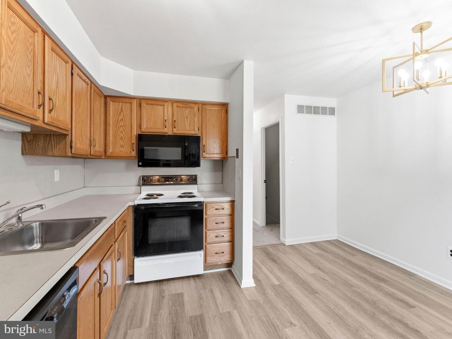 1334 Rolling Glen Drive #22 photo 9