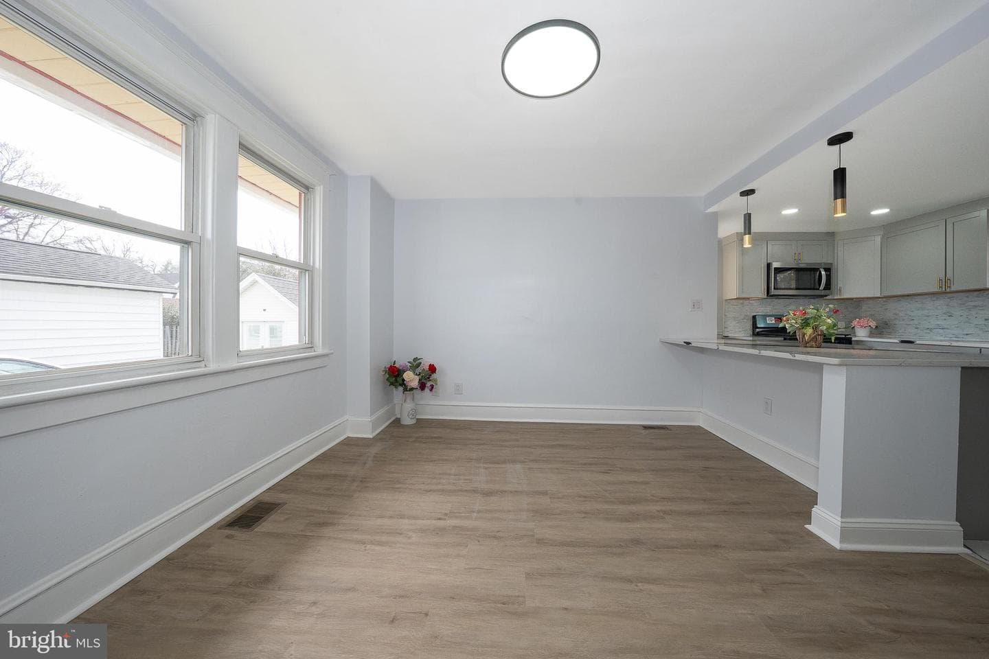 828 Mason Avenue photo 24