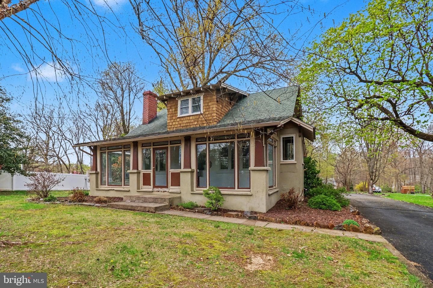 1438 Naamans Creek Road photo 1