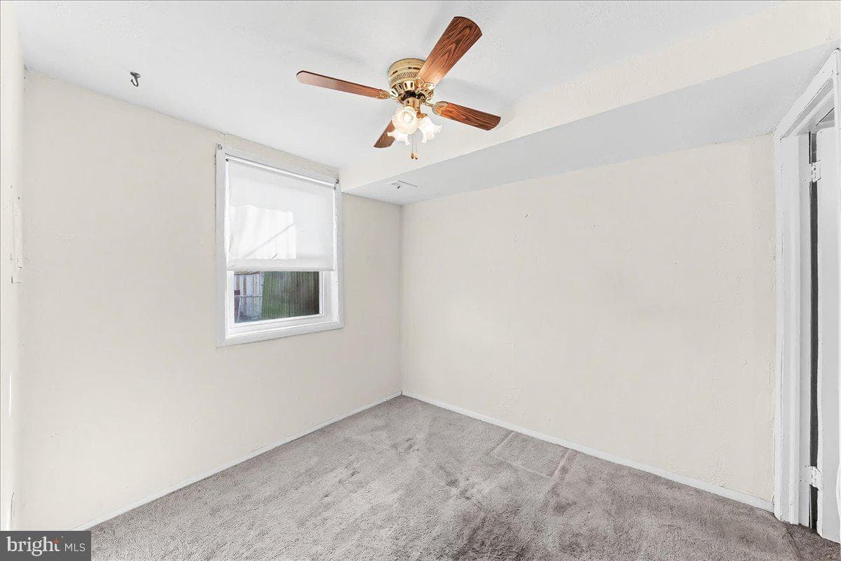 1515 Yates Avenue photo 9